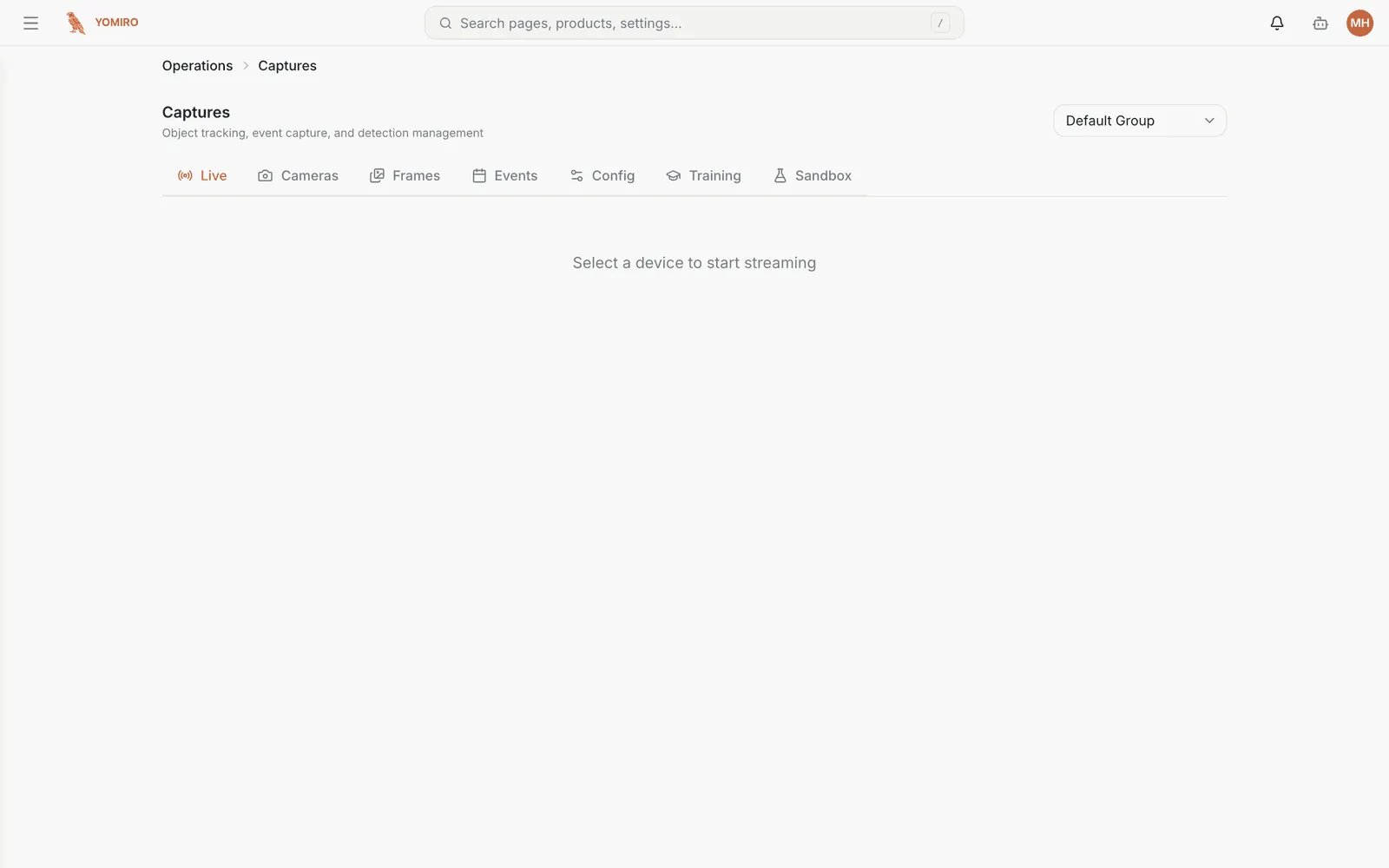 The Captures Live tab streaming from an edge device